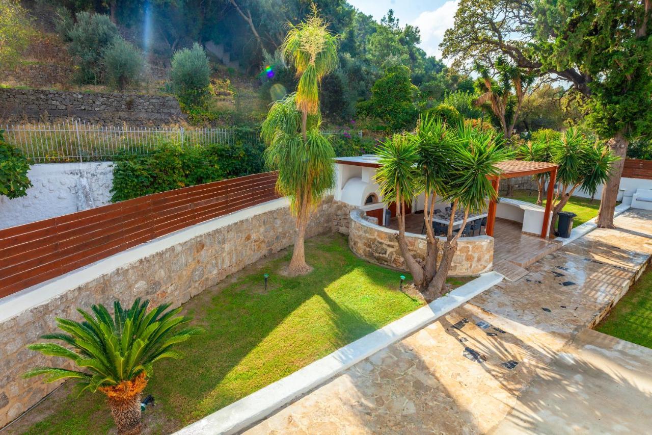 Bella Foresta Villa II Ixia  Exterior foto
